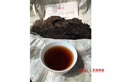 合和昌普洱茶熟茶有什么特色？有懂它的人就够了！喝2017厚润记